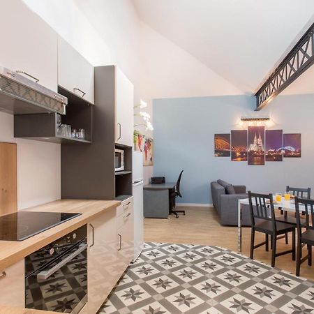 Le Business... Ideal Pour Travailler Mais Pas Que! Tourcoing Exterior photo